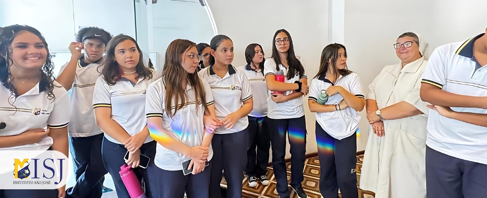 AULA DE CAMPO- Mergulhando no Universo da Cultura Popular Brasileira